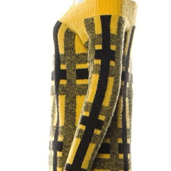 Tularosa rose sweater  - Picture 2 of 5